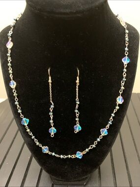 Elegant unique delicate Aurora Borealis Crystal Necklace and Earrings Set
